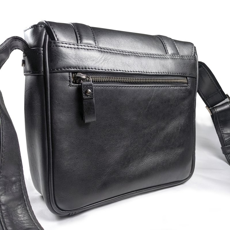 Kasiyar Leather Crossbody Bag Black