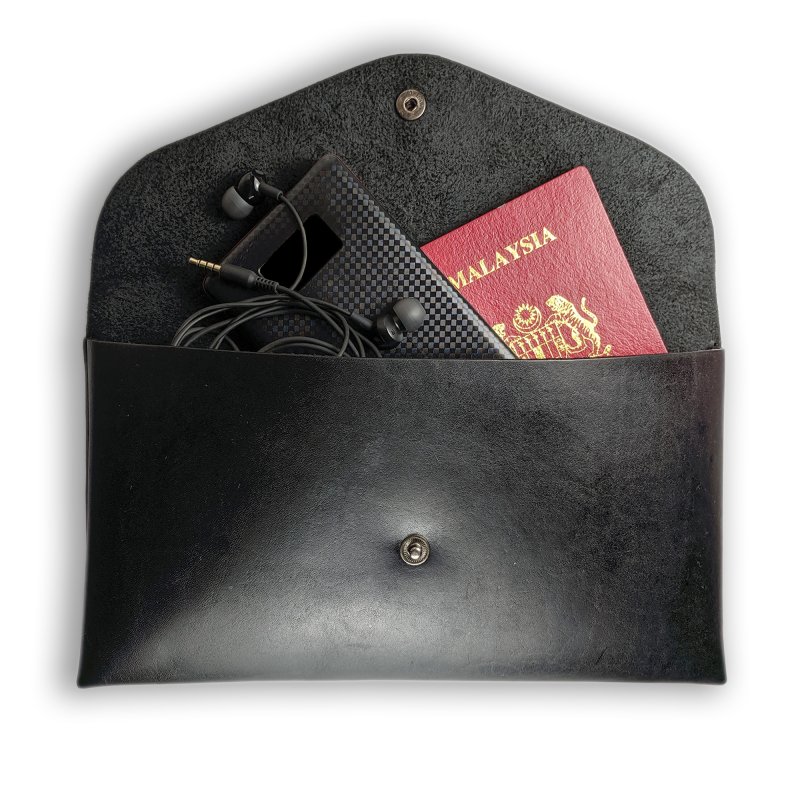 Kasiyar Leather Envelope Pouch